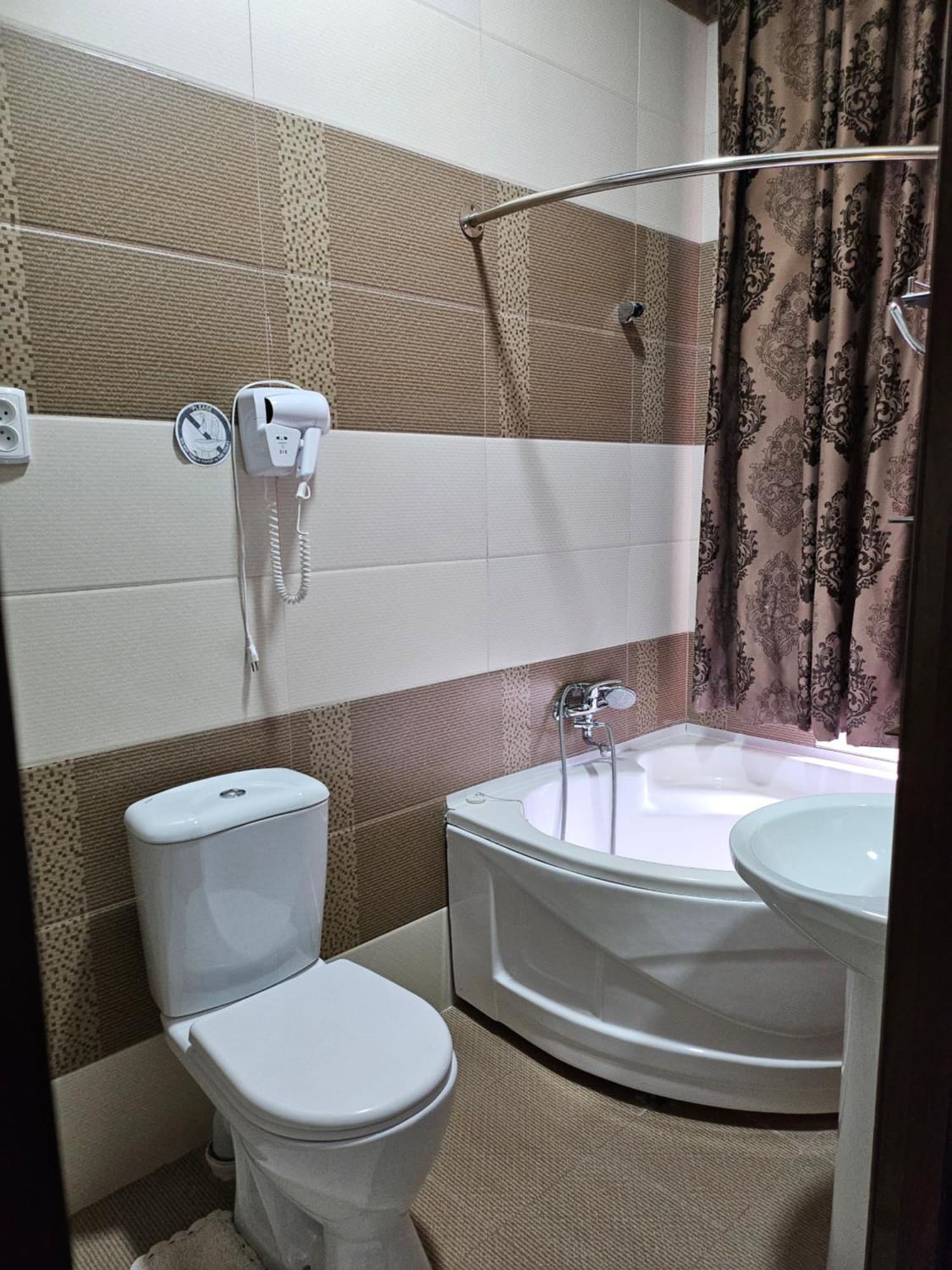 Guest House "Rohat Lux" Szamarkand Kültér fotó